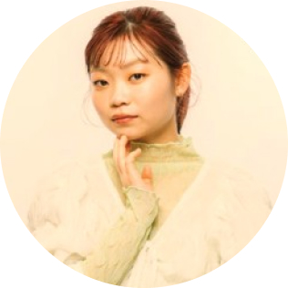 現場で作品チェック